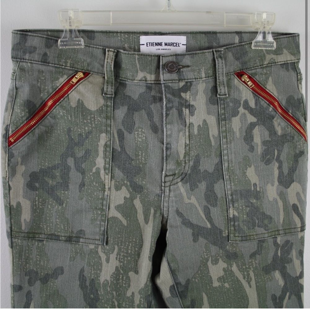 Etienne Marcel Camo Skinny Jeans Red Zipper Pockets Raw Cut Hemline Size 30 - Picture 4 of 7